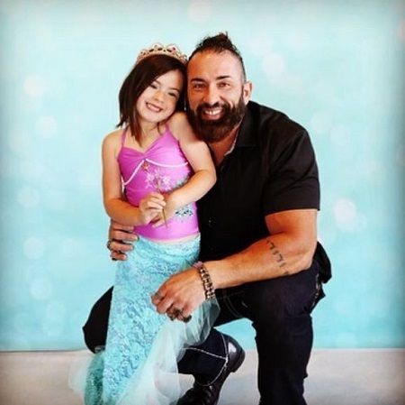 Gabbi Tuft Height, Age, Wife, Net worth, Gender, Family, Biography & More 3 Gabbi Tuft with her daughter Mia Tuft
