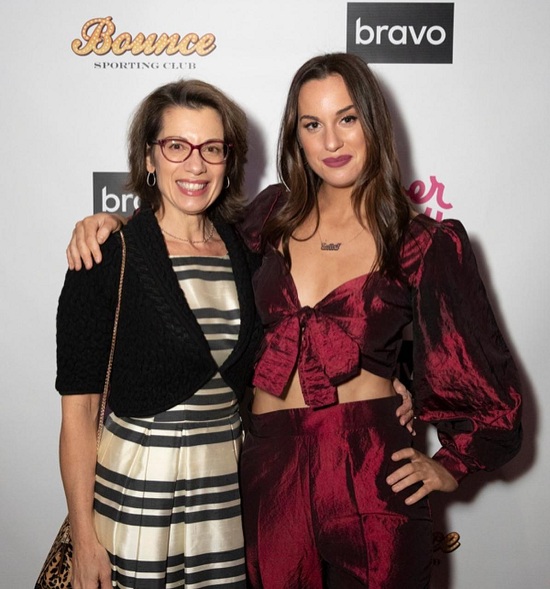 Hannah Berner: Age, Height, Boyfriend, Net worth, Family, Biography & More 8 Hannah Berner and her mom are very close