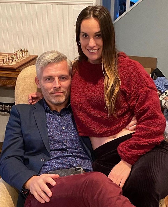 Hannah Berner: Age, Height, Boyfriend, Net worth, Family, Biography & More 18 Hannah Berner is very happy with her BF Des Bishop
