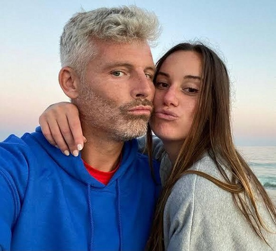 Hannah Berner: Age, Height, Boyfriend, Net worth, Family, Biography & More 10 Hannah Berner with her Boyfriend Des Bishop