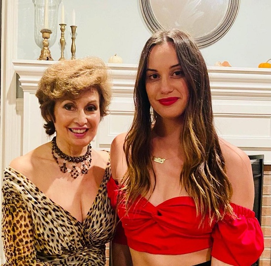 Hannah Berner: Age, Height, Boyfriend, Net worth, Family, Biography & More 9 Hannah Berner with her grandmother