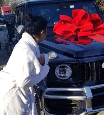 Hennessy Carolina Wiki, Age, Height, Husband, Net worth, Biography & More 15 Hennessy Carolina got G63 as birthday gift