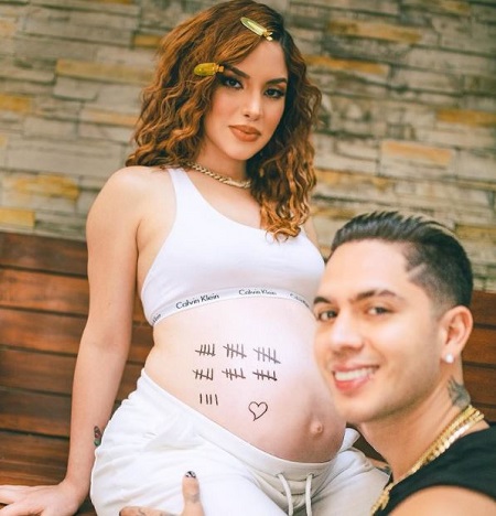 Juan De Dios Pantoja Wiki, Height, Age, Girlfriend, Family, Biography & More 9 Juan De Dios Pantoja and Kimberly Loaiza are awating the arrival of their second child.
