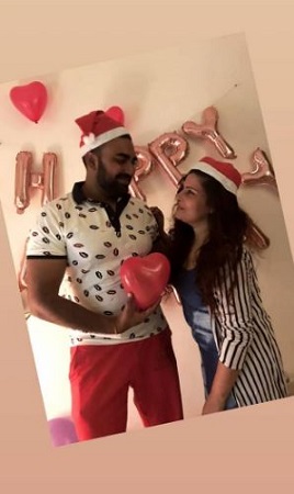 Kanchan Sharma (Sandeep Nahar's Wife) Wiki, Age, Children, Family, Biography & More 6 Kanchan Sharma on Sandeep Nahar 33rd birthday