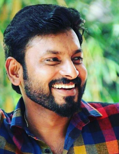 Kidilam Firoz (RJ) Wiki, Age, Wife, Caste, Family, Net worth, Biography & More 4 Kidilam Firoz bio