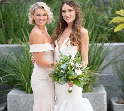 Lindsay Hubbard: Age, Height, Boyfriend, Net worth, Family, Biography & More 23 Lindsay Hubbard with her best friend