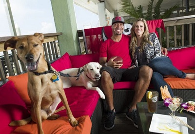 Lindsey VanDeweghe (Vincent Jackson's Wife) Wiki, Height, Age, Children, Family, Biography & More 8 Lindsey VanDeweghe with her spouse Vincent Jackson