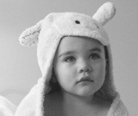 Lola Flanery Wiki, Height, Age, Boyfriend, Family, Biography & More 3 Lola Flanery's childhood photo