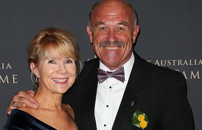 Lynda Adams Age, Husband, Net worth, Height, Family, Biography & More 7 Lynda Adams lover Wally Lewis with his ex-wife Jacqui Lewis