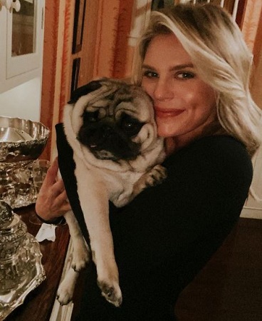 Madison LeCroy with her pet dog