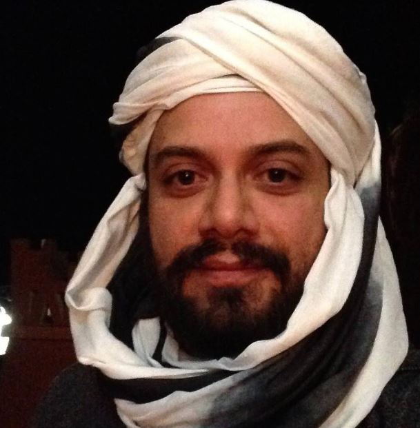 Mo Dhaliwal Wiki, Age, Wife, Net worth, Height, Family, Biography & More 11 Mo Dhaliwal bio
