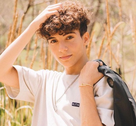 Nick Bencivengo Wiki, Height, Age, Girlfriend, Family, Biography & More 11 Nick Bencivengo's channel has total views of more than 6 million.