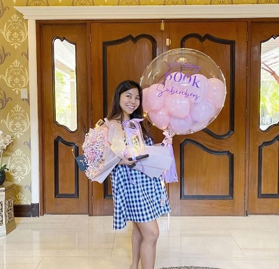 Nicole Caluag Wiki, Age, Height, Husband, Net worth, Biography & More 12 Nicole Caluag celebrated 600k subscribers on YouTube