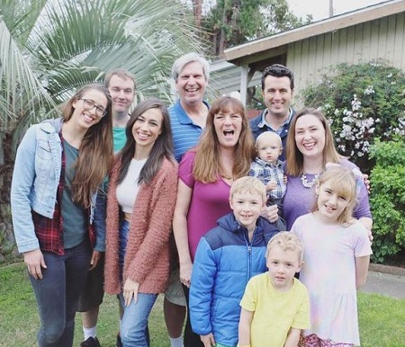 Rachel Ballinger Wiki, Height, Age, Husband, Family, Biography & More 9 Rachel Ballinger and her family