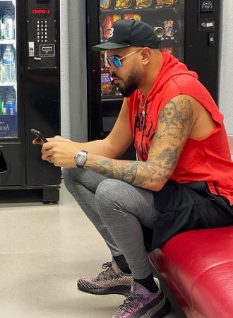 Raphy Pina Wiki, Age, Wife, Net worth, Height, Family, Biography & More 7 Raphy Pina tattoos