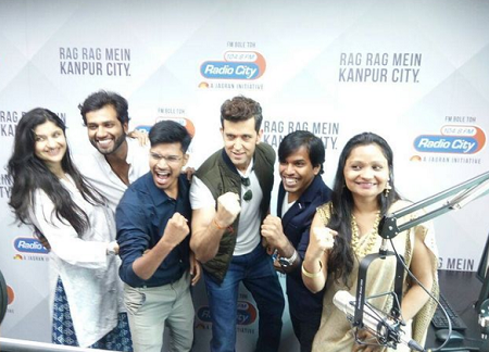 RJ Raghav: Wiki, Age, Girlfriend, Height, Caste, Family, Biography & More 20 Rj Raghav and team with Hrithik Roshan