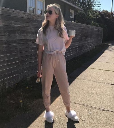 Roan Curtis Wiki, Age, Height, Boyfriend, Net worth, Biography & More 7 Roan Curtis height