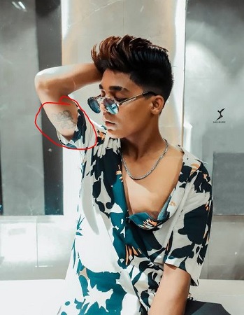 Rohit Zinjurke Wiki, Height, Age, Girlfriend, Family, Biography & More 6 Rohit Zinjurke Tattoo