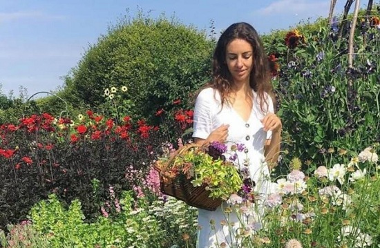 Rose Hanbury Wiki, Age (Prince William's Mistress) Biography, Family & Facts 17 Rose Hanbury is fond of Gardening