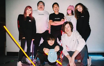 Scarra (Twitch Star) Age, Height, Net worth, Wife, Biography & More 19 Scarra also sells 'OfflineTV' Merchandise