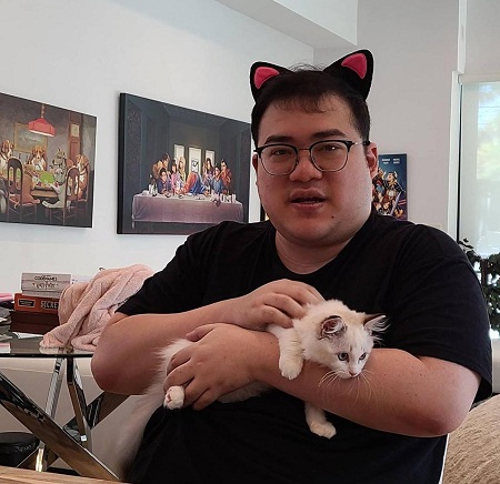 Scarra (Twitch Star) Age, Height, Net worth, Wife, Biography & More 23 Scarra cares a lot about animals