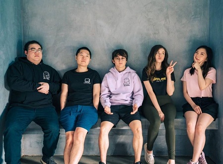Scarra (Twitch Star) Age, Height, Net worth, Wife, Biography & More 18 Scarra co-founded 'OfflineTV'