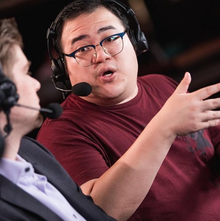Scarra (Twitch Star) Age, Height, Net worth, Wife, Biography & More 4 Scarra is a focused gamer