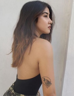 Sofia Ansari Wiki, Age, Height, Boyfriend, Net worth, Family, Biography & More 7 Sofia Ansari's tattoo