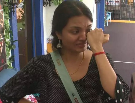 Soorya Menon Wiki, Height, Age, Husband, Caste, Family, Biography & More 16 Soorya Menon as a contestant in Big Boss Malayalam 3