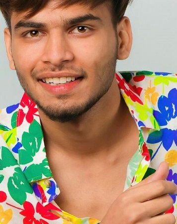 Sukh Lotey Wiki, Age, Height, Girlfriend, Family, Biography & More 2 Sukh Lotey Introduction