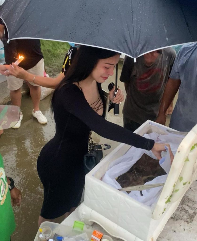 Sunshine Guimary at her dog's funeral