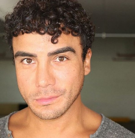 Tony Garza (Actor) Age, Height, Wife, Net worth, Family, Biography & More 14 Tony Garza facts