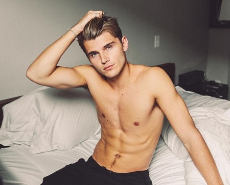 Twan Kuyper Wiki, Height, Age, Girlfriend, Family, Biography & More 15 Twan Kuyper supports a number of charitable causes.
