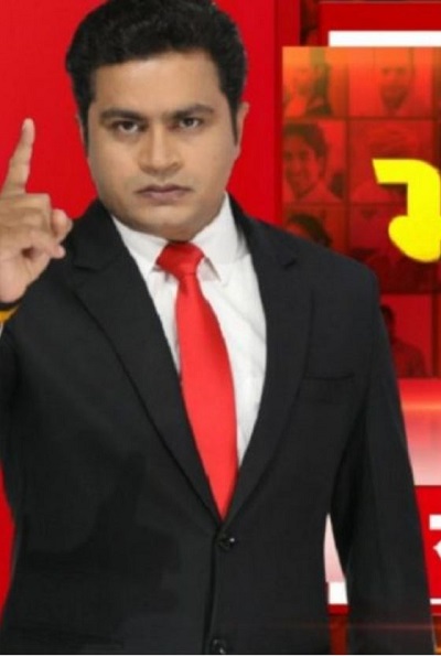 Vikas Sharma (Republic Bharat Anchor) Wiki, Age, Wife, Death, Net worth, Biography & More 4 Vikas Sharma Height & Weight