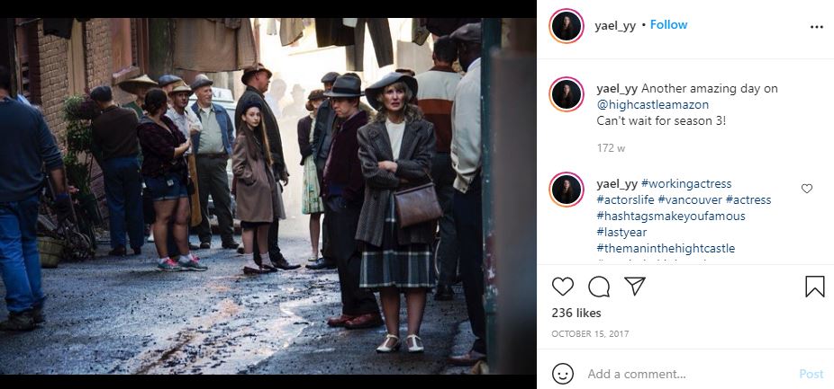 Yael Yurman Wiki, Height, Age, Boyfriend, Net worth, Biography & More 11 Yael Yurman during the shoot of The Man in the High Castle