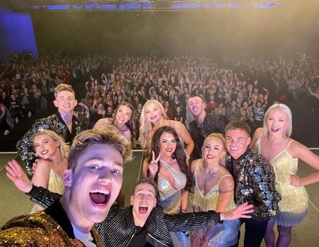 Abbie Quinnen - Bio, Age, Height, Boyfriend, Family, Wiki & More 19 Abbie Quinnen at a live concert with AJ Pritchard