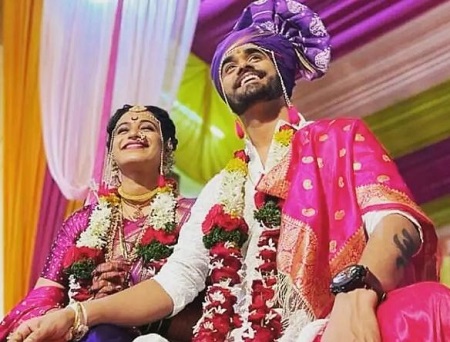 Sangram Samel: Biography, Age, Wife, Caste, Net worth, Family, Wiki & More 12 Actor Sangram Samel got married to dancer Shraddha Phatak