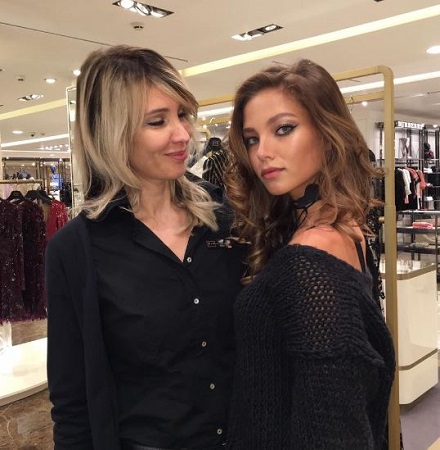 Alesya Kafelnikova and her mother Mascha Kafelnikov