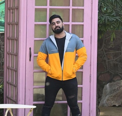 Armaan Malik (Tiktok Star) Wiki, Age, Wife, Family, Height, Biography & More 2 Armaan Malik is a famous TikTok star