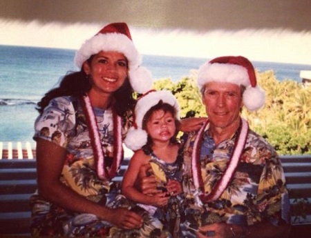 Morgan Eastwood Wiki, Height, Age, Boyfriend, Family, Biography & More 4 Childhood picture of Morgan Eastwood with her dad Clint Eastwood and mom Dina Eastwood
