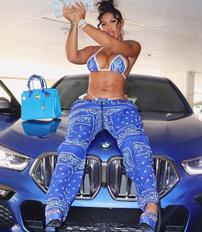 Chinese Kitty Wiki, Height, Age, Boyfriend, Family, Biography & More 17 Chinese Kitty owns a BMW car