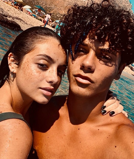 Christian Roberto clicked with his sister Giulia Roberto