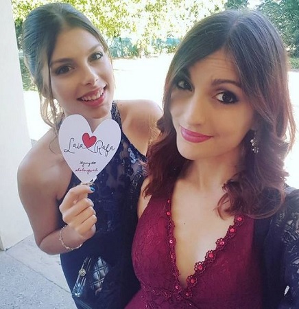 Cristinini (YouTuber) Wiki, Height, Age, Husband, Family, Biography & More 7 Cristinini and her sister Nuria