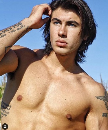 Damian Romeo Wiki, Height, Age, Girlfriend, Family, Biography & More 10 Damian Romeo tattoos