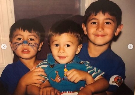 Damian Romeo Wiki, Height, Age, Girlfriend, Family, Biography & More 6 Damian Romeo with siblings