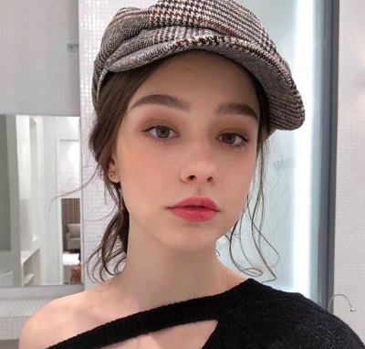 Dasha Taran Wiki, Height, Age, Boyfriend, Family, Biography & More 4 Dasha Taran education