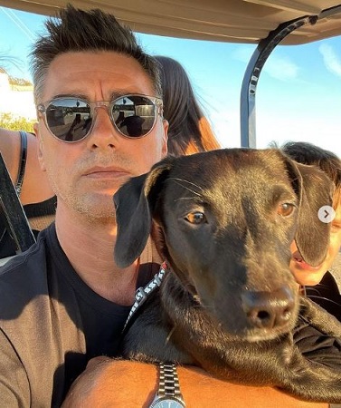 Dukagjin Lipa Wiki, Age, Wife, Net worth, Family, Biography & More 13 Dukagjin Lipa with his pet dog