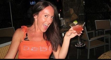 Elizabeth Huberdeau Wiki, Age, Husband, Children, Family, Biography & More 3 Elizabeth Huberdeau having fun.