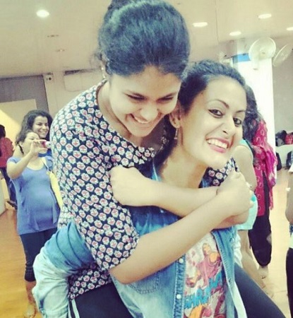 Faria Abdullah Wiki, Height, Age, Boyfriend, Family, Biography & More 24 Faria Abdullah with Meher Malik
