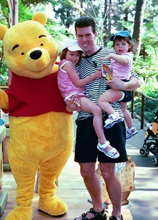 Grace Beedie - Biography, Height, Age, Boyfriend, Family, Wiki & More 5 Grace Beedie childhood picture with her dad Ryan Beedie and sister Paige Beedie
